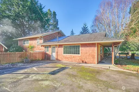 13010 Pacific Way, Long Beach, WA 98631