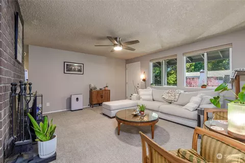 8319 Cirque Dr W #3, University Place, WA 98467