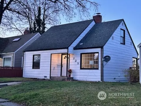 725 7th St SE, Auburn, WA 98002