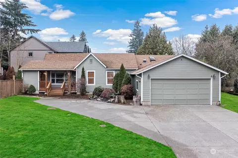 13522 108th Avenue Ct E, Puyallup, WA 98374