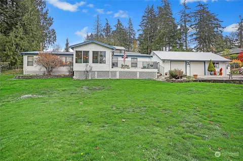 764 Vista Dr, Camano Island, WA 98282