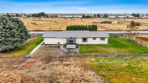 7589 Redmond Rd NE, Moses Lake, WA 98837
