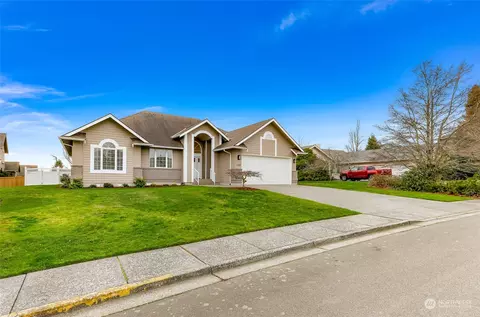 2509 Lakeridge Dr, Ferndale, WA 98248