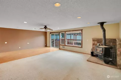 454 Harmon Rd #27, Chehalis, WA 98532 photo 2