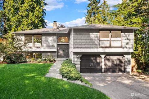 11824 NE 103rd Pl, Kirkland, WA 98033