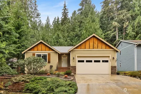 22 Western Ln, Bellingham, WA 98229
