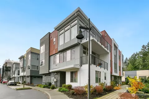 11521 117th Ln NE #1, Kirkland, WA 98033