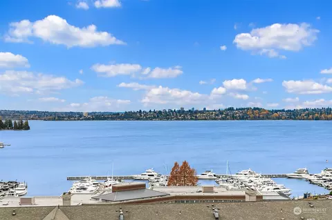 5402 Lake Washington Blvd NE #F, Kirkland, WA 98033