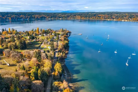 26 Nnn 97th Ave SW, Vashon, WA 98070