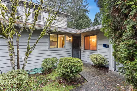 15919 42nd Ne St, Redmond, WA 98052