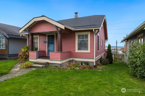 Exterior - 2306 Grand Ave, Everett, WA 98201 photo 2 of 3
