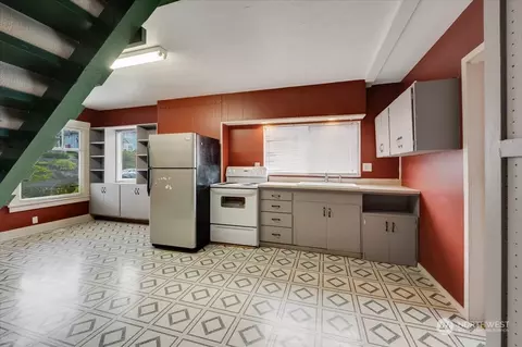 Kitchen - 2306 Grand Ave, Everett, WA 98201 photo 2 of 3