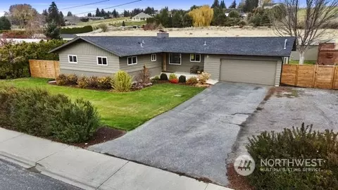 616 Easy St, Wenatchee, WA 98801
