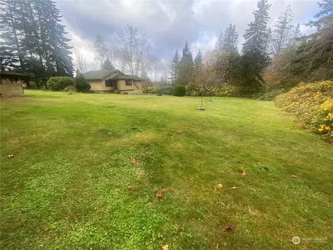 3789 E Division St, Mount Vernon, WA 98274