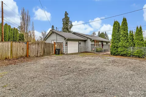 5728 Grove St, Marysville, WA 98270
