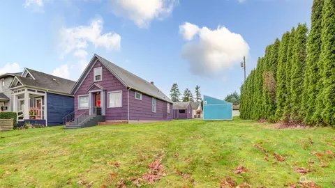 Exterior - 2612 Lombard Ave, Everett, WA 98201 photo 9 of 10