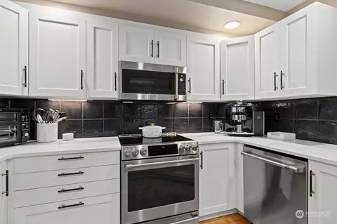 706 228th St SW #M101, Bothell, WA 98012 photo 10