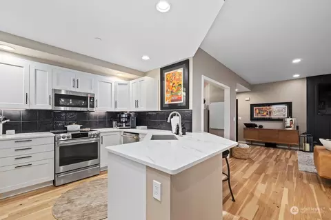 706 228th St SW #M101, Bothell, WA 98012 photo 8
