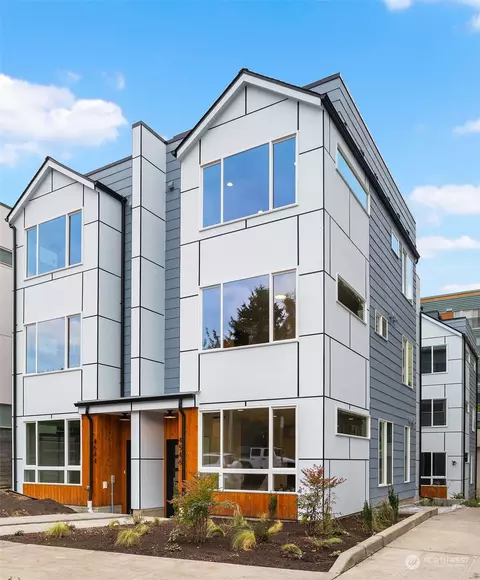 4542 40th Ave SW, Seattle, WA 98116