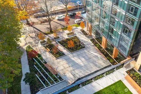 800 Columbia St #2608, Seattle, WA 98104