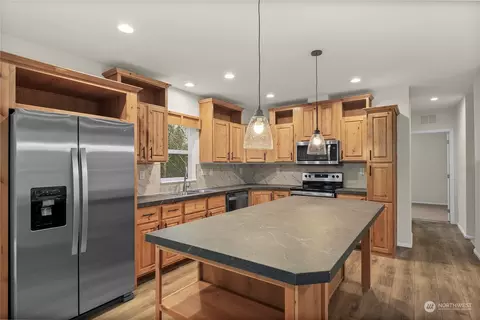 221 E Highlander Dr, Belfair, WA 98528 photo 8