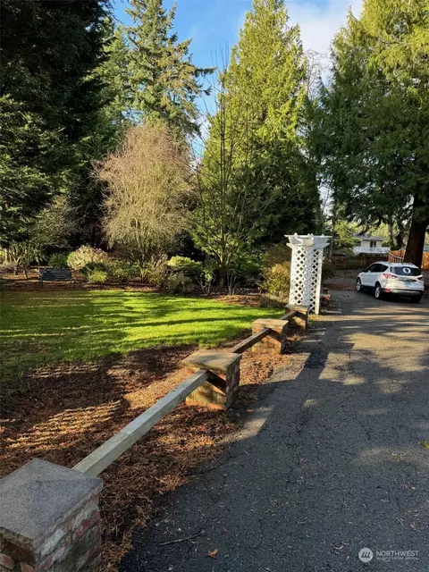 82 Nn 45th Pl W, Mukilteo, WA 98275