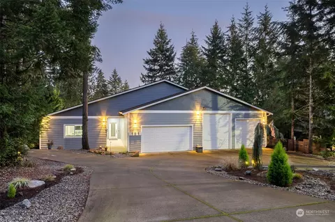 Exterior - 191 E Soderberg Rd, Allyn, WA 98524 photo 3 of 8