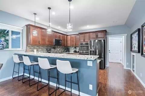 Kitchen - 191 E Soderberg Rd, Allyn, WA 98524 photo 1 of 5