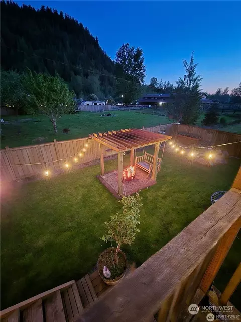27517 SE 467th Pl, Enumclaw, WA 98022 photo 27