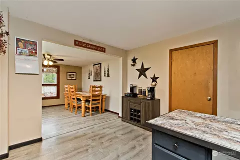 27517 SE 467th Pl, Enumclaw, WA 98022 photo 6