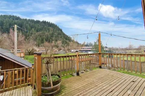 27517 SE 467th Pl, Enumclaw, WA 98022 photo 24