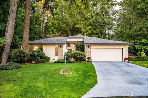 2723 37th St, Gig Harbor, WA 98335