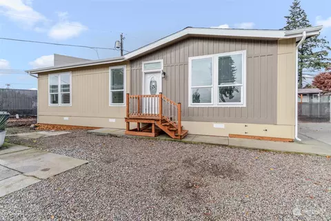 9700 SW Tualatin Rd #22, Tualatin, OR 97062