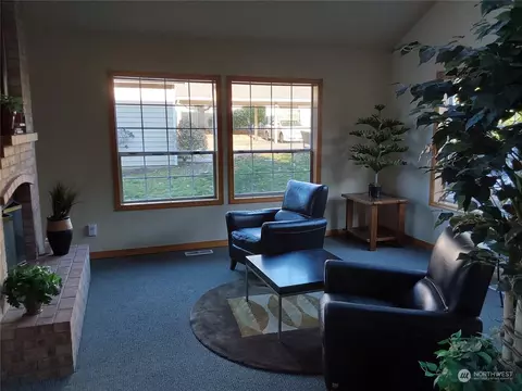 11527 Hwy 99 #E101, Everett, WA 98204 photo 16