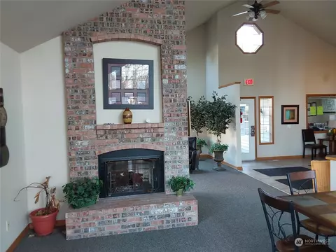 11527 Hwy 99 #E101, Everett, WA 98204 photo 19