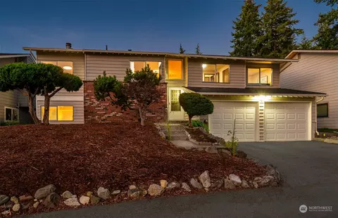 8011 194th Pl SW, Edmonds, WA 98026
