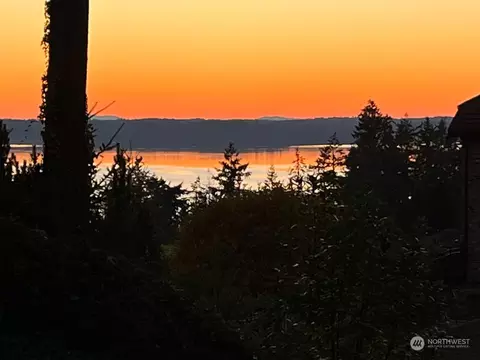 3017 Shawnee Dr NW, Gig Harbor, WA 98335