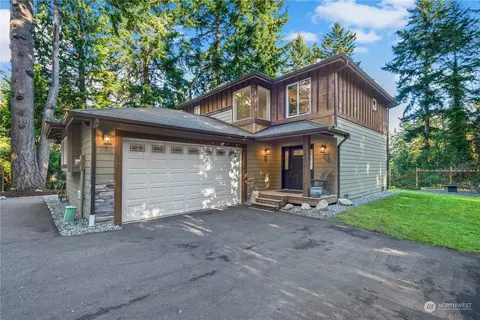 11642 103rd Ave SW, Vashon, WA 98070