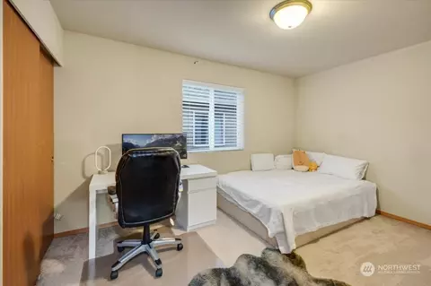 Bedroom - 13601 9th Pl W, Everett, WA 98204 photo 5 of 5