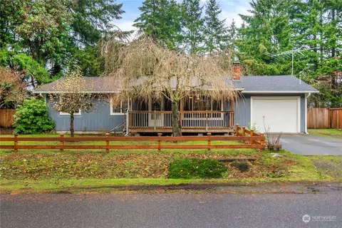 5215 Gentle Ridge Dr SE, Olympia, WA 98513