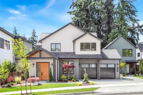 13055 NE 113th St, Kirkland, WA 98033