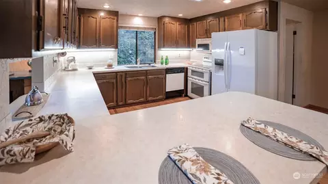 6208 226th St SE, Bothell, WA 98021 photo 15