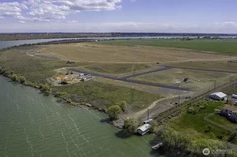 5 Road 63 NE, Moses Lake, WA 98837