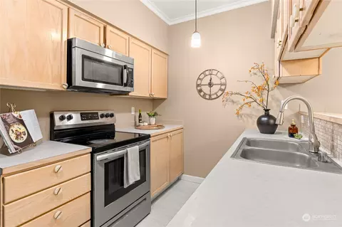 Kitchen - 18930 Bothell Everett Hwy #C103, Bothell, WA 98012 photo 2 of 5