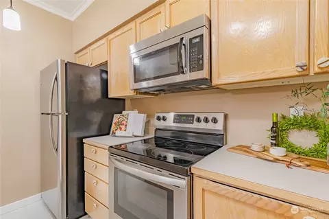 Kitchen - 18930 Bothell Everett Hwy #C103, Bothell, WA 98012 photo 4 of 5