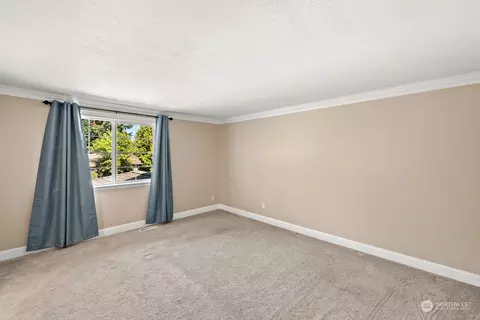 Bedroom - 2514 171 Pl SE, Bothell, WA 98012 photo 1 of 3