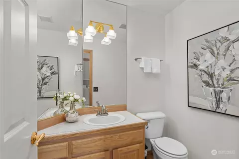 Bath - 422 172nd Pl SE, Bothell, WA 98012 photo 1 of 5