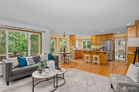 Living - 422 172nd Pl SE, Bothell, WA 98012 photo 1 of 2