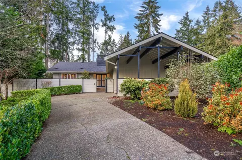 3515 70th Ave W, University Place, WA 98466