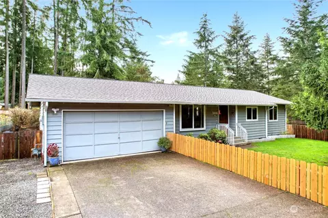 3606 SE Buckingham Dr, Port Orchard, WA 98366